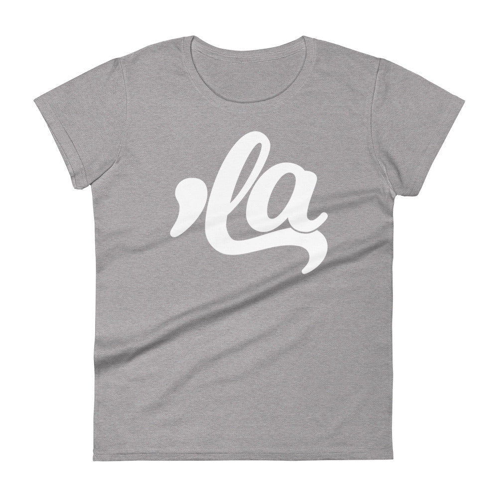 Comma La Kamala Harris -- Women's T-Shirt